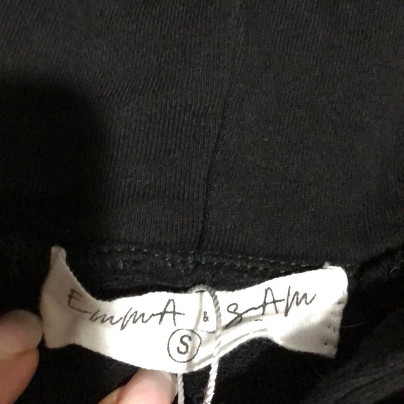 Sweater - Picture 4 of 4